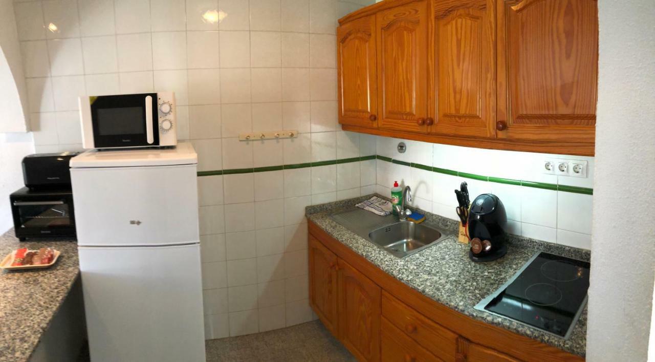 Two Bedroom Apartment 2 Min From Beach Mogan Exterior photo