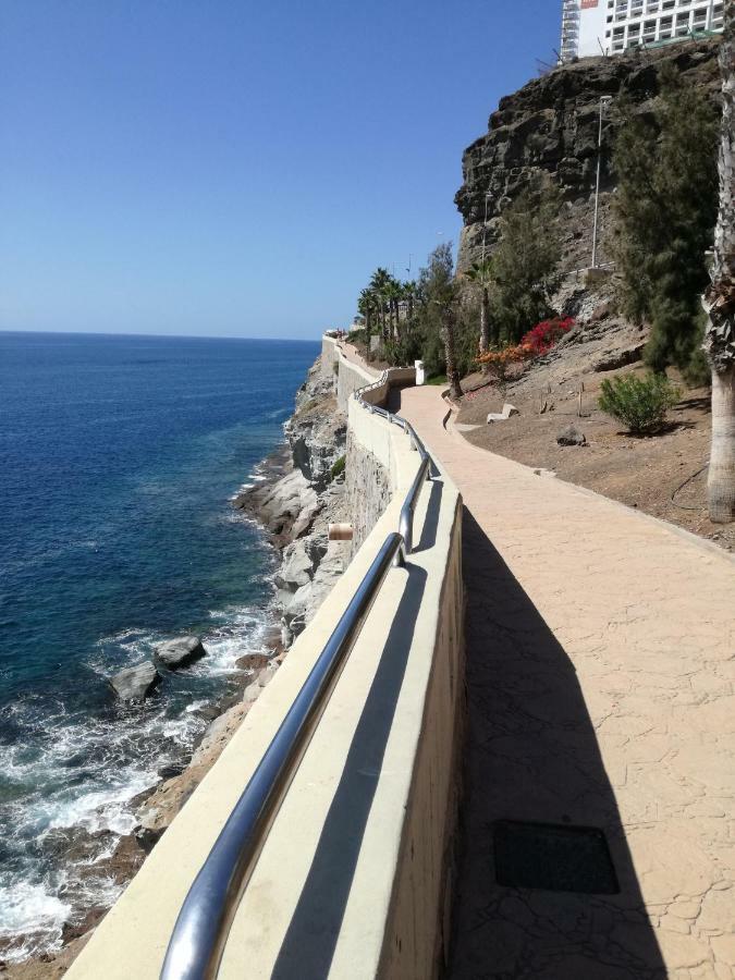 Two Bedroom Apartment 2 Min From Beach Mogan Exterior photo